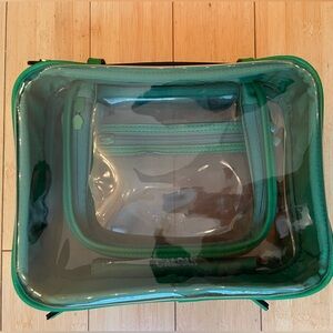 Medium Clear Cosmetics Case in Green Apple